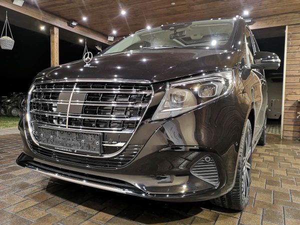 MERCEDES-BENZ  V300d Exclusive - Image 2