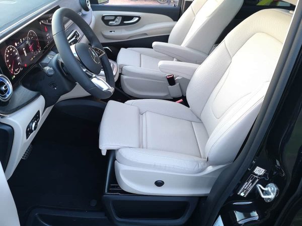 MERCEDES-BENZ  V300d Exclusive - Image 10