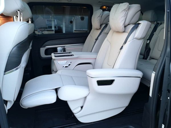 MERCEDES-BENZ  V300d Exclusive - Image 20