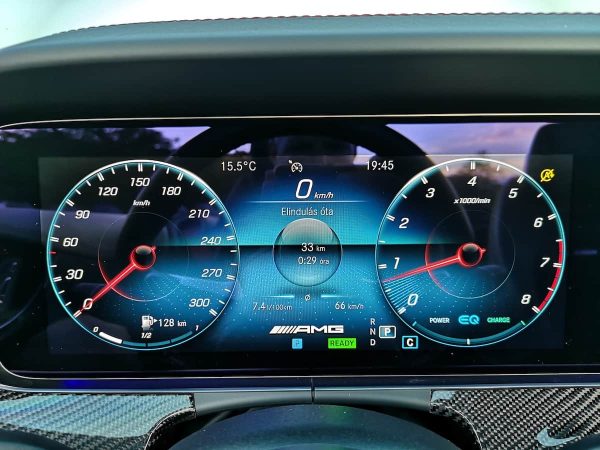 MERCEDES-BENZ AMG E 53 CABRIO - Image 16