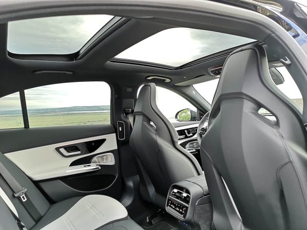 MERCEDES-BENZ AMG E 53 Plug-in hybrid - Image 25