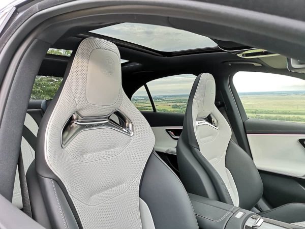 MERCEDES-BENZ AMG E 53 Plug-in hybrid - Image 23