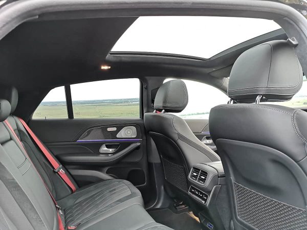 MERCEDES-AMG GLE 63 - Image 20