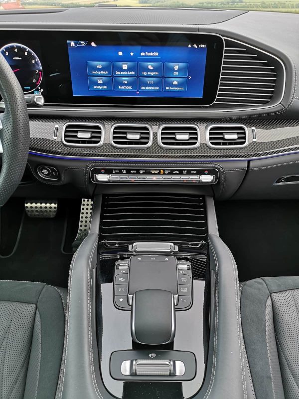MERCEDES-AMG GLE 63 - Image 14