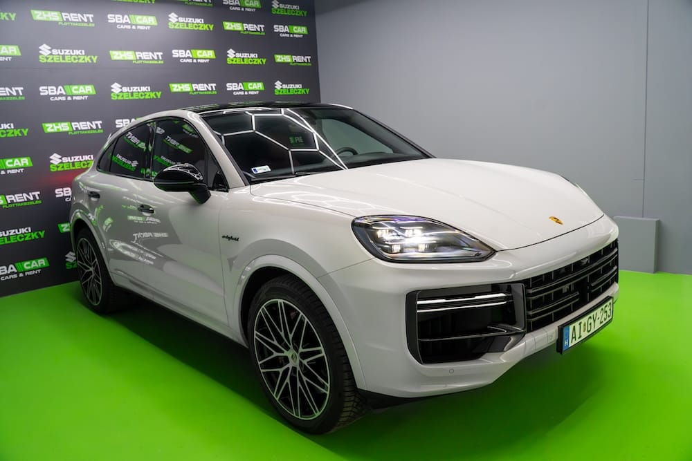 PORSCHE CAYENNE Coupé Turbo E-Hybrid - Image 4