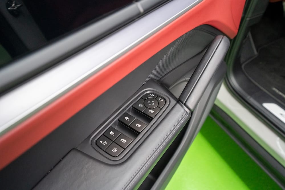 PORSCHE CAYENNE Coupé Turbo E-Hybrid - Image 27