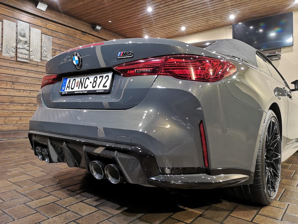 BMW M4 Competition xDrive Cabrio - Image 10