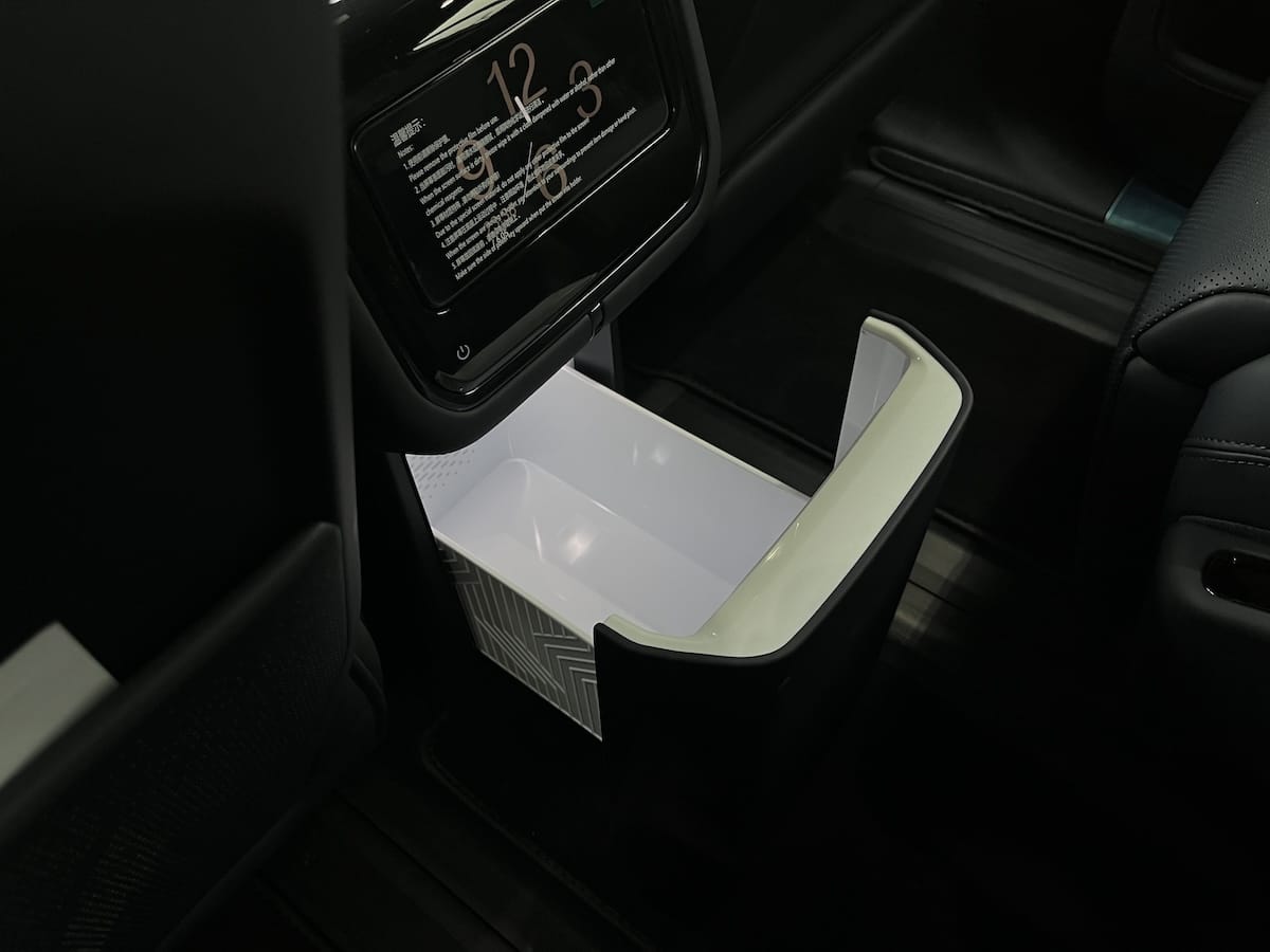ZEEKR 9X ULTRA - Image 27