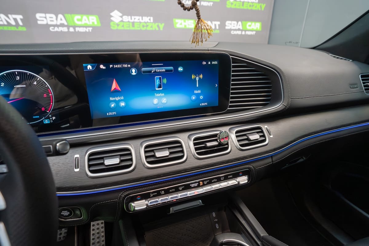 MERCEDES-BENZ GLS 450d - Image 16