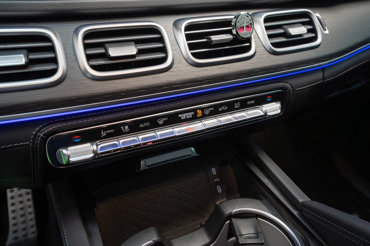 MERCEDES-BENZ GLS 450d - Image 17