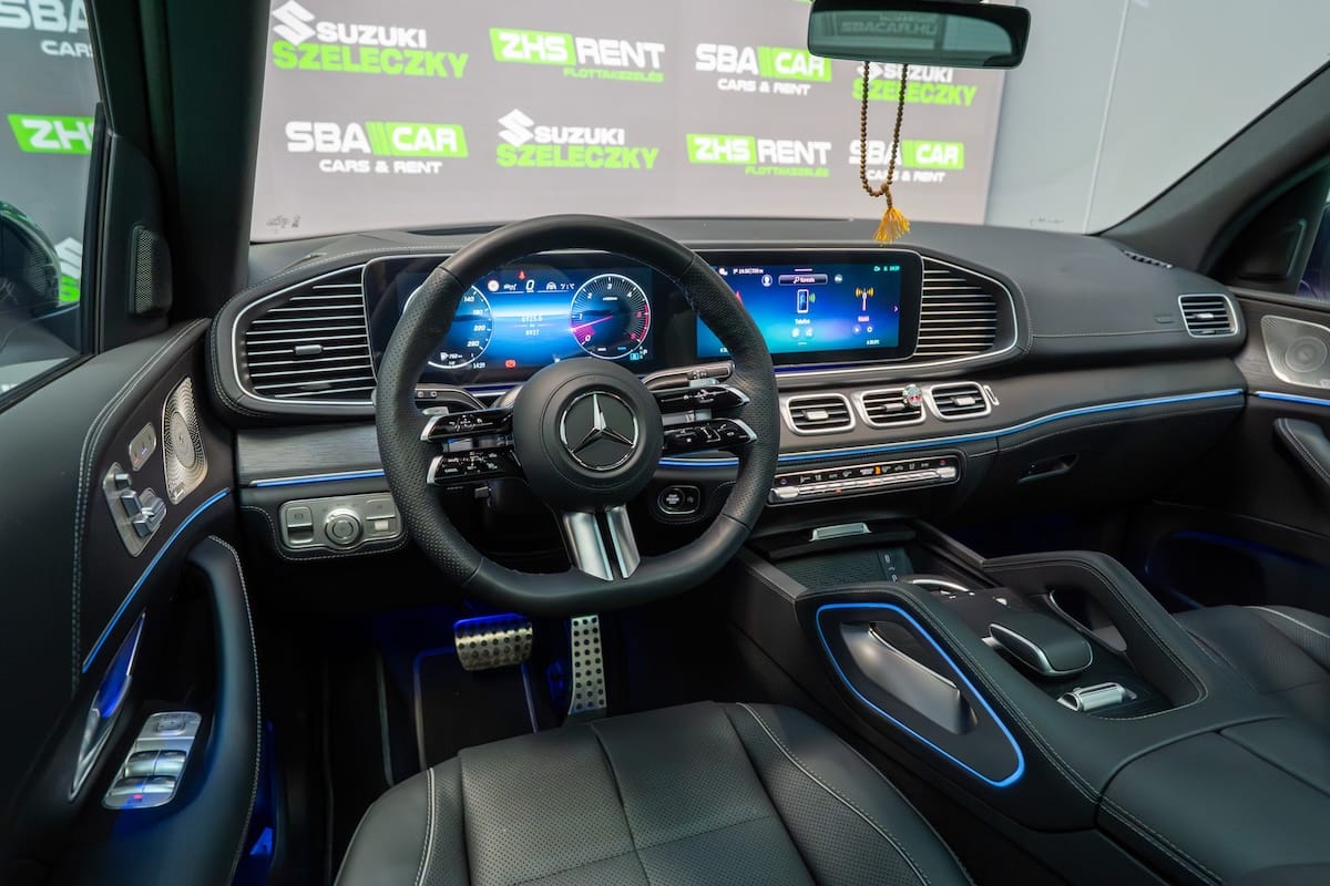 MERCEDES-BENZ GLS 450d - Image 13